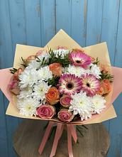 Букет цветов из:  Розы, Герберы и Хризантемы в Бегуницы