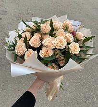 Букет Кремовые розы Латте в Бегуницы