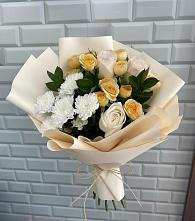 Букет цветов из:  Розы и Хризантемы в Бегуницы