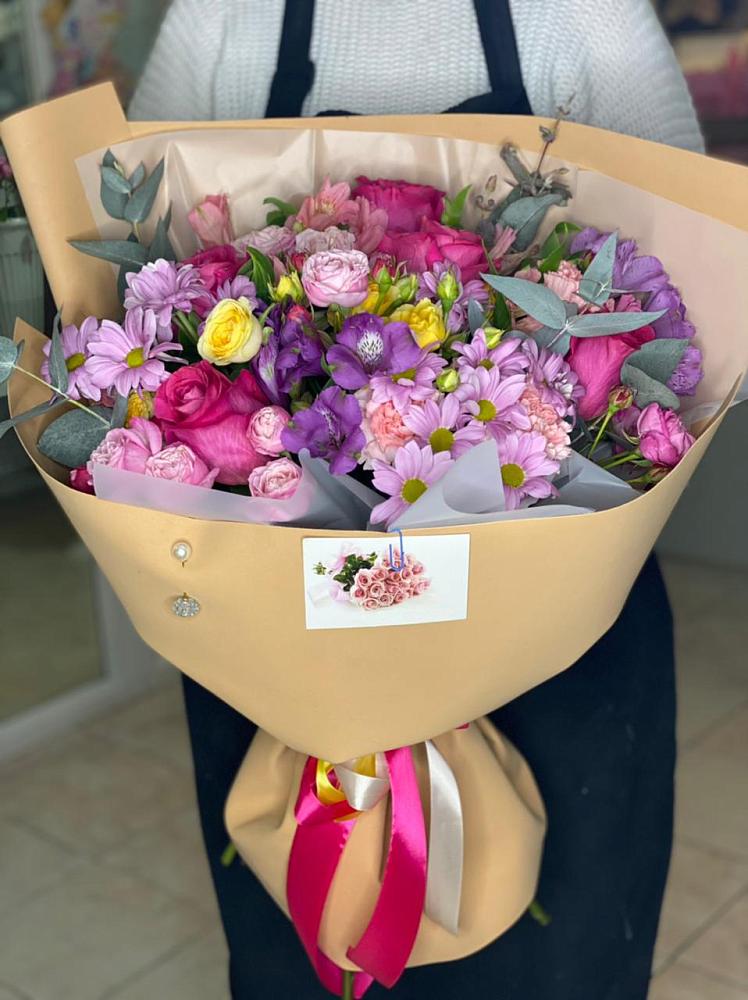 Букет цветов из: Хризантемы, Гвоздики и Альстромерии в Бегуницы