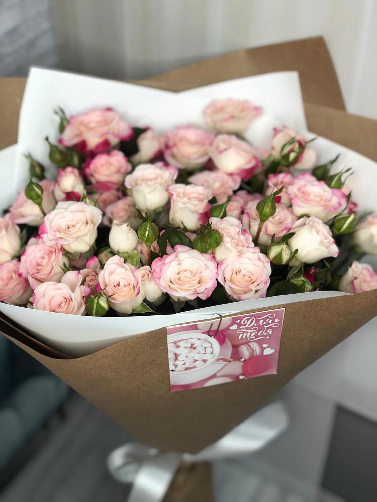 Букет цветов из: Розы в Бегуницы