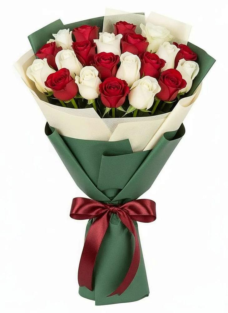 Букет Микс из красных и белых роз в Бегуницы