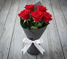 Букет 5 Красных роз Эдлесс Лав #REPLACE_PRED# Бегуницы