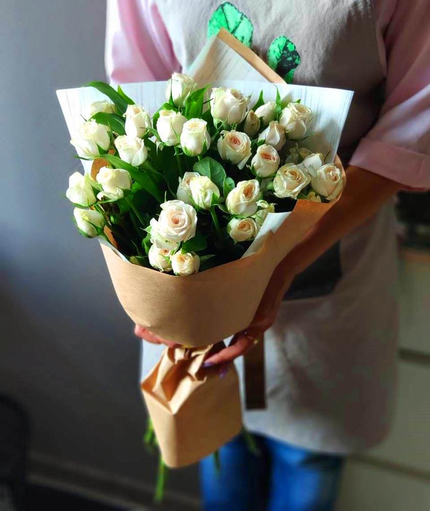 Букет цветов из: Розы в Бегуницы