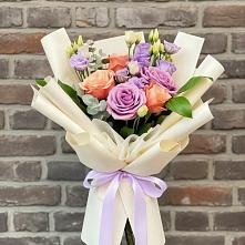 Букет цветов из:  Лизиантусы и Розы #REPLACE_PRED# Бегуницы