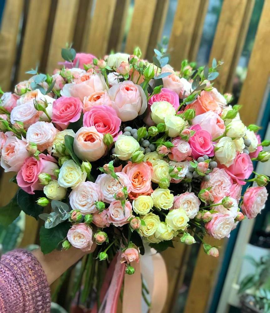 Букет цветов из: Розы в Бегуницы