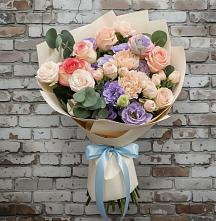 Букет цветов из:  Розы, Лизиантусы и Гвоздики #REPLACE_PRED# Бегуницы
